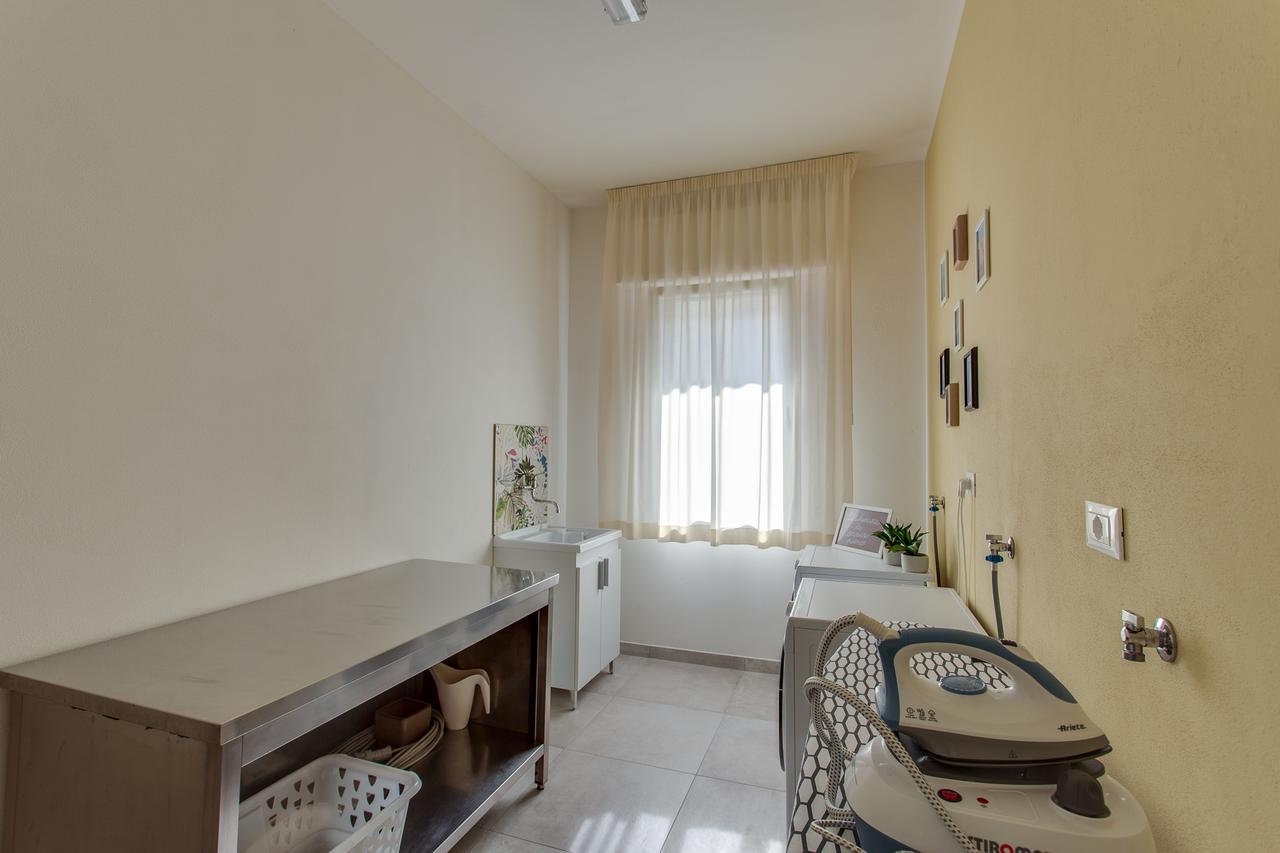 Sansabai Aparthotel